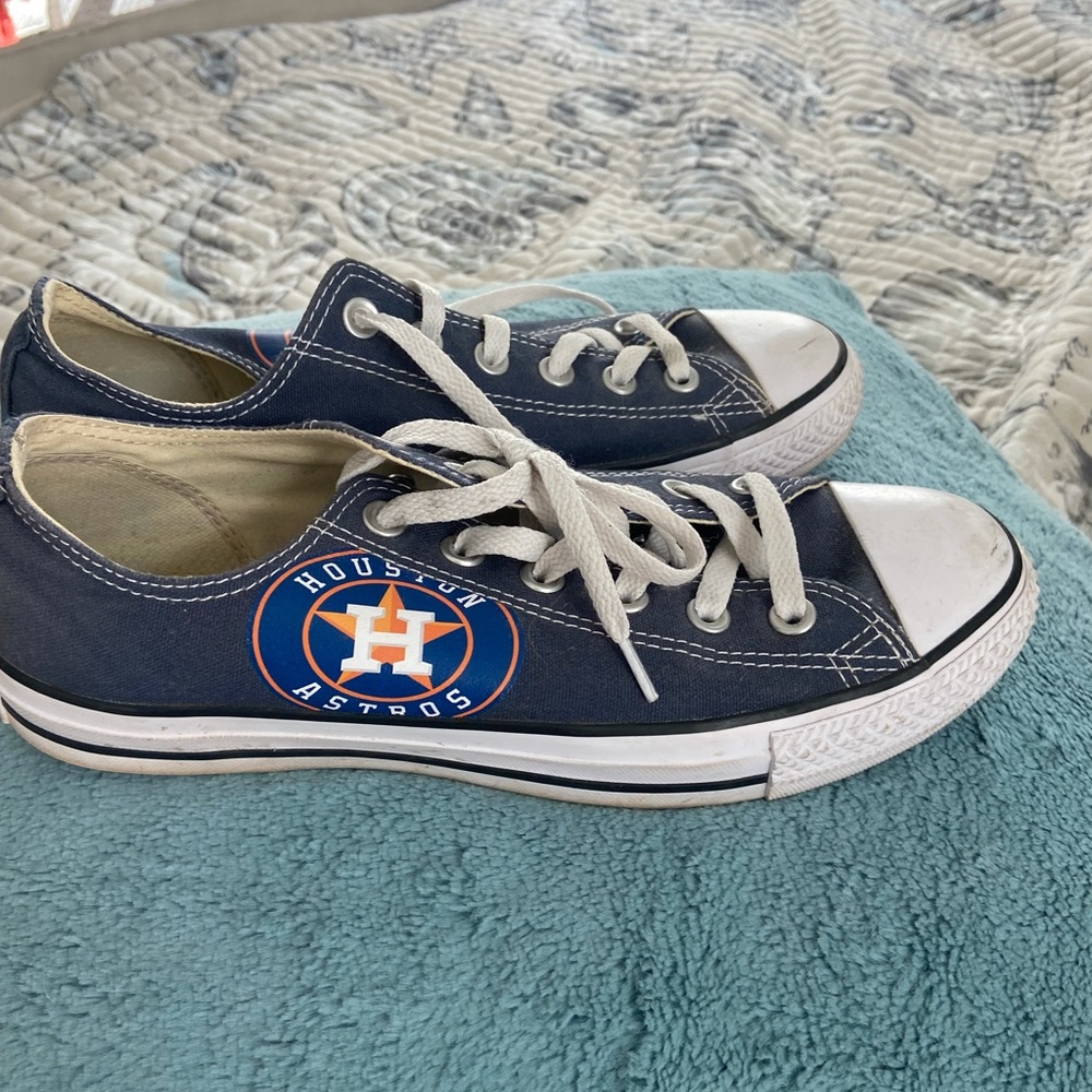 Houston Astro’s Converse